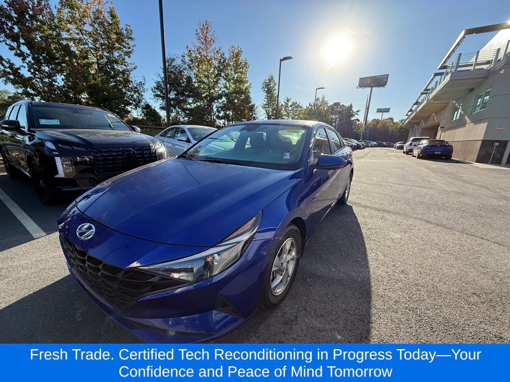 Used 2023 Hyundai Elantra SE
