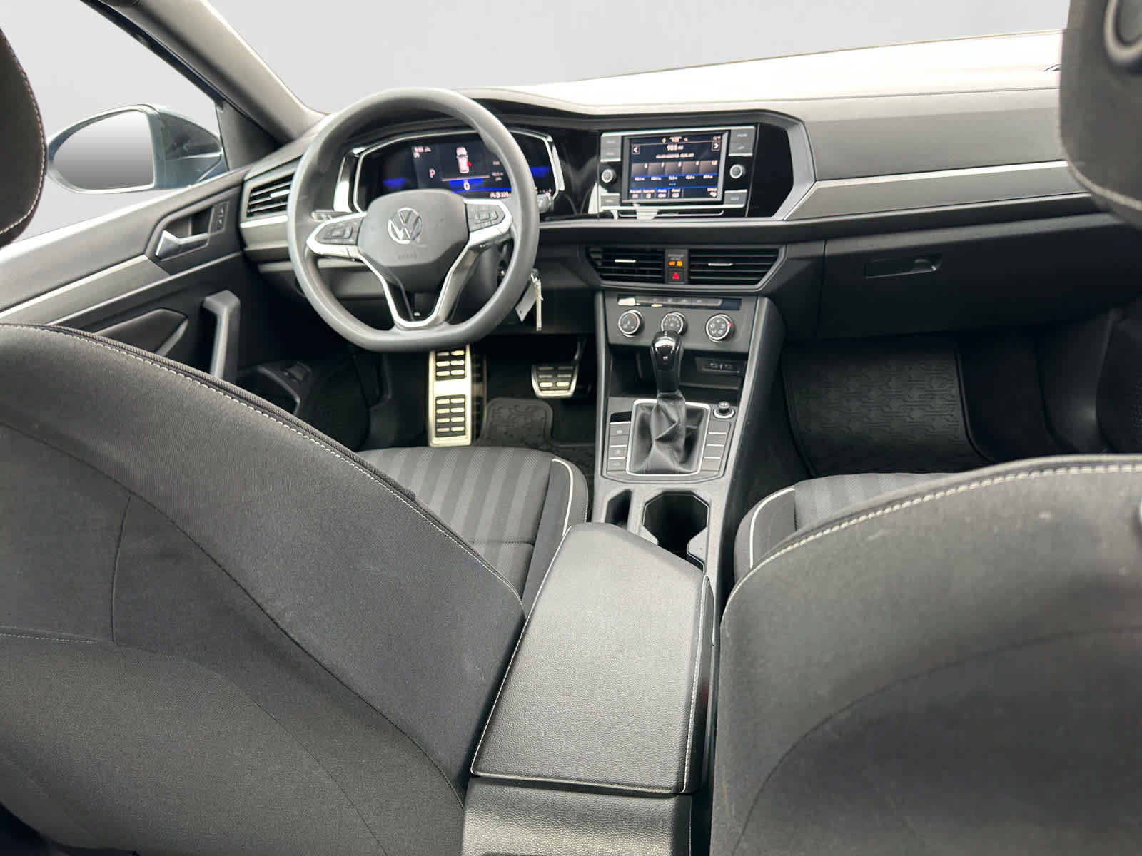 Used 2023 Volkswagen Jetta Sport FWD image 19
