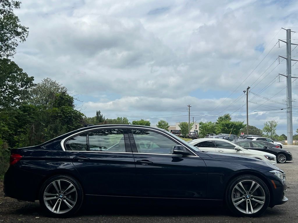 Used 2016 BMW 340i xDrive Sedan AWD/4WD image 6