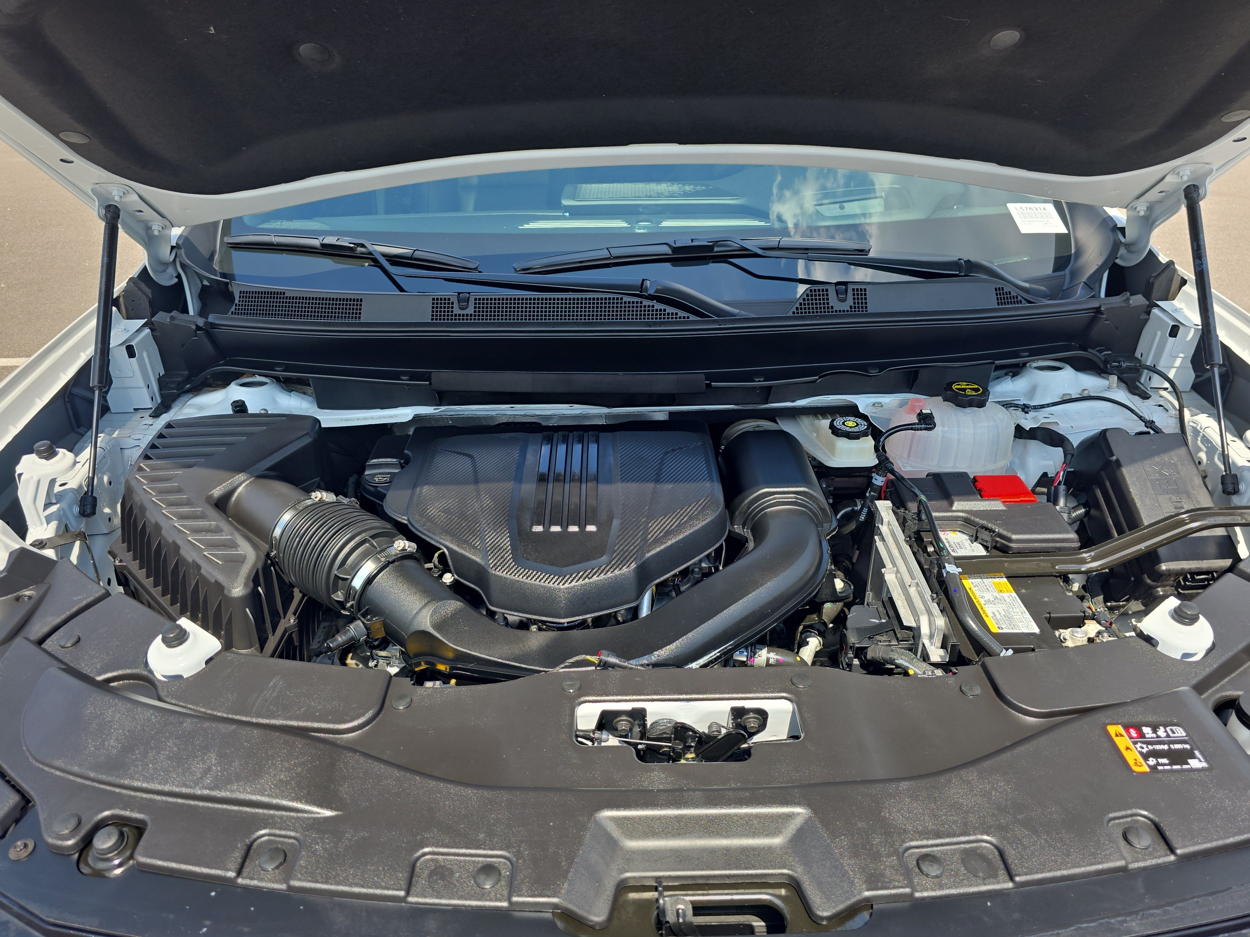 Used 2025 GMC Acadia Elevation w/ Elevation Premium Package FWD image 31