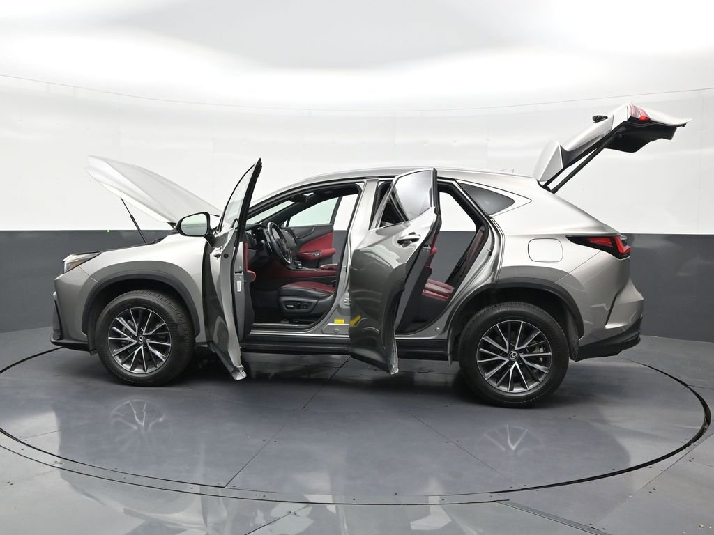 Used 2024 Lexus NX 250 FWD w/ Towing Package (2000 Lbs) image 30