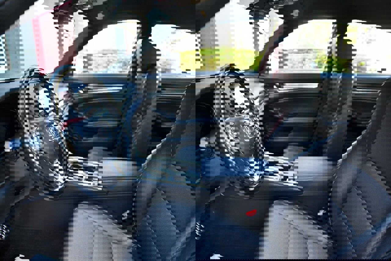 Used 2020 Honda Accord Sport image 7