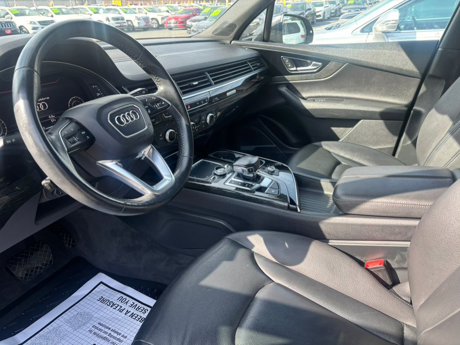 Used 2017 Audi Q7 3.0T Premium Plus AWD/4WD image 18