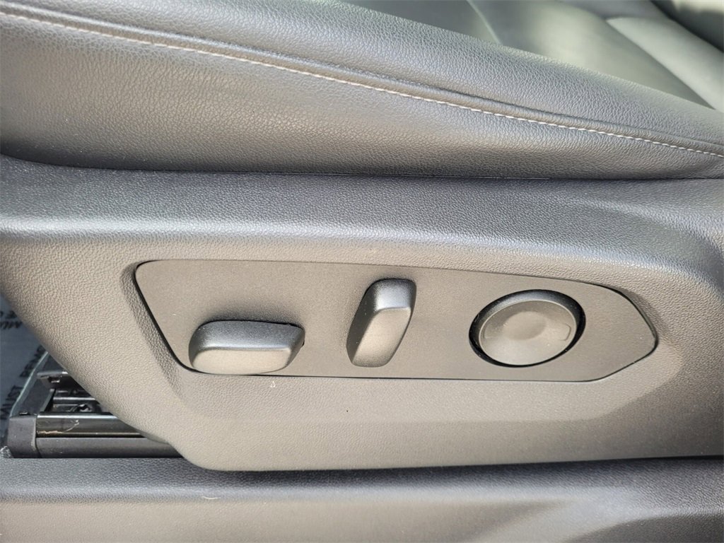 Certified 2024 Chevrolet Silverado 1500 LT Trail Boss w/ Convenience Package II image 7