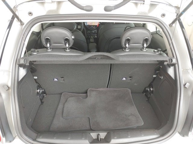 Certified 2024 MINI Cooper SE FWD image 11