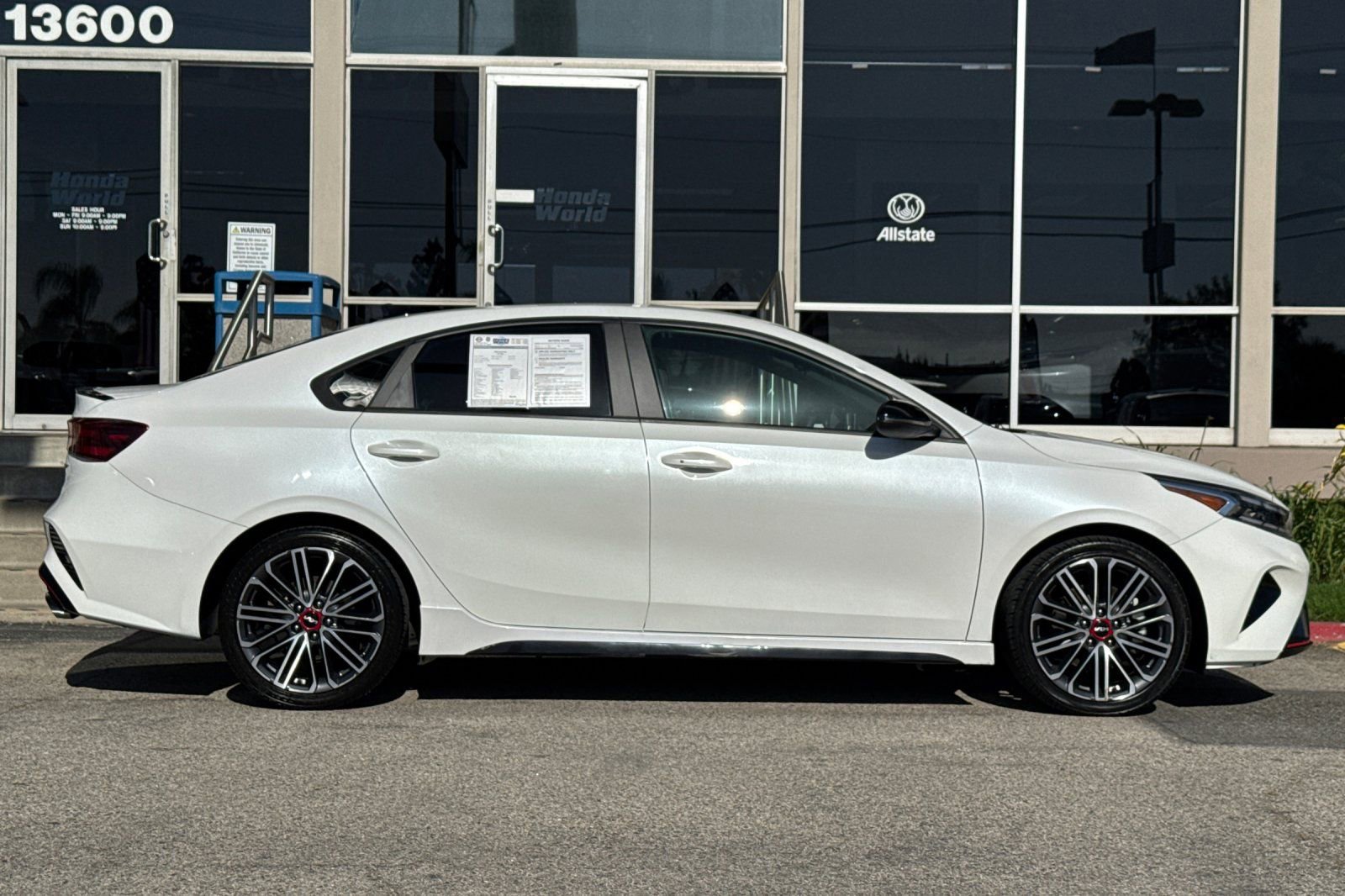 Used 2023 Kia Forte GT FWD image 3