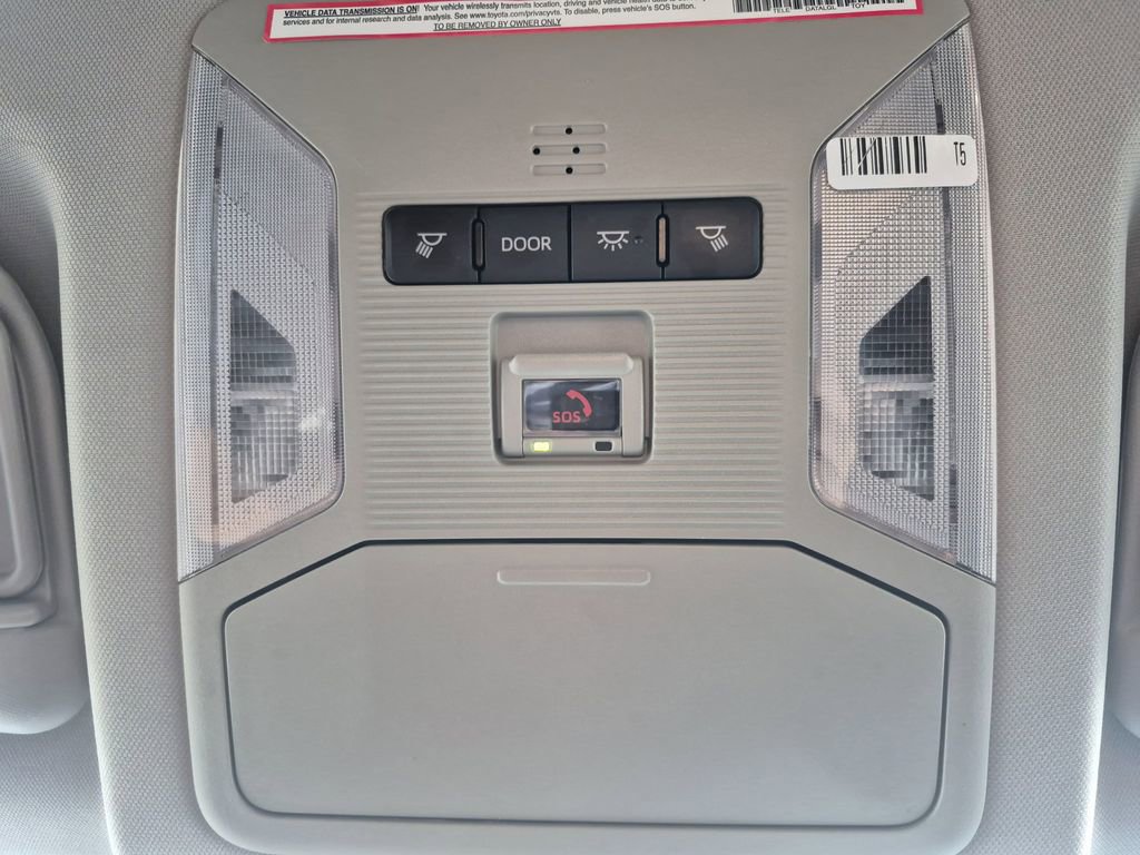 Used 2024 Toyota RAV4 Adventure AWD/4WD image 24