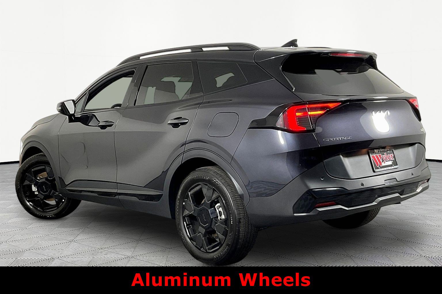 Used 2026 Kia Sportage X-Line w/ X-Line Premium Package AWD/4WD image 4
