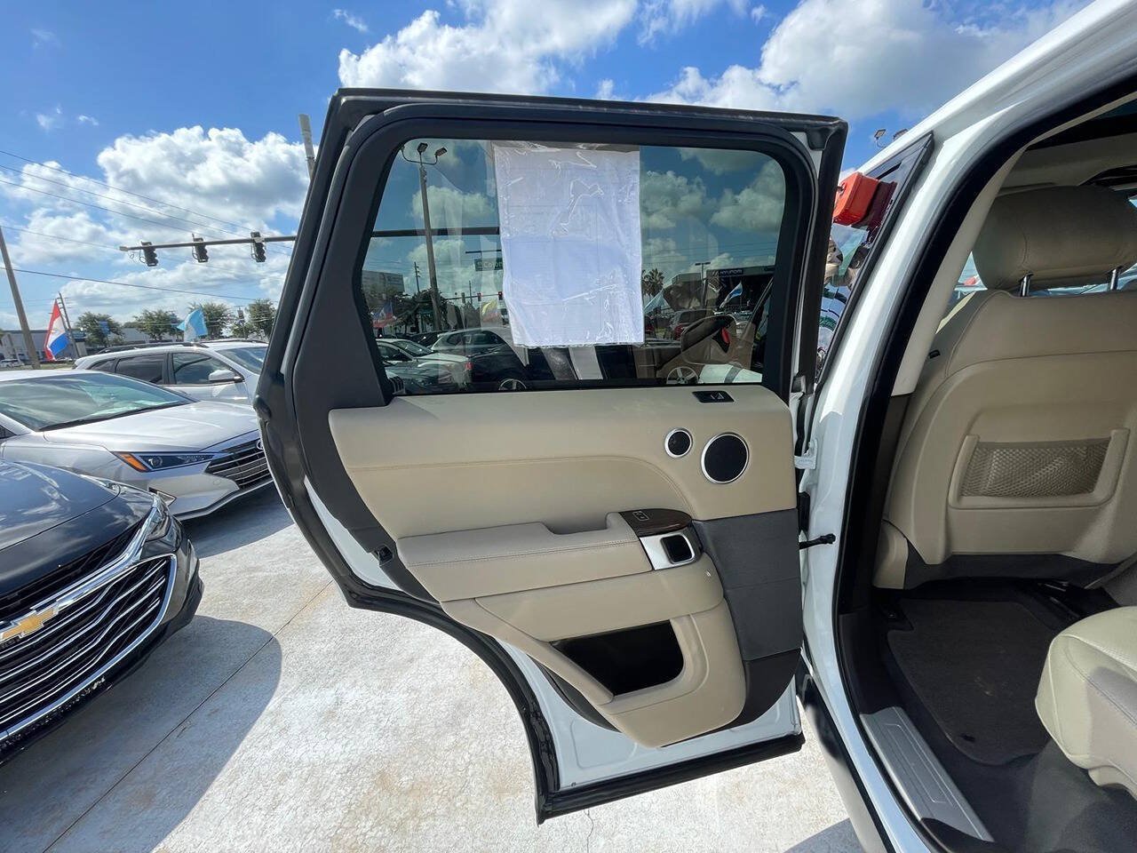 Used 2014 Land Rover Range Rover Sport HSE AWD/4WD image 12
