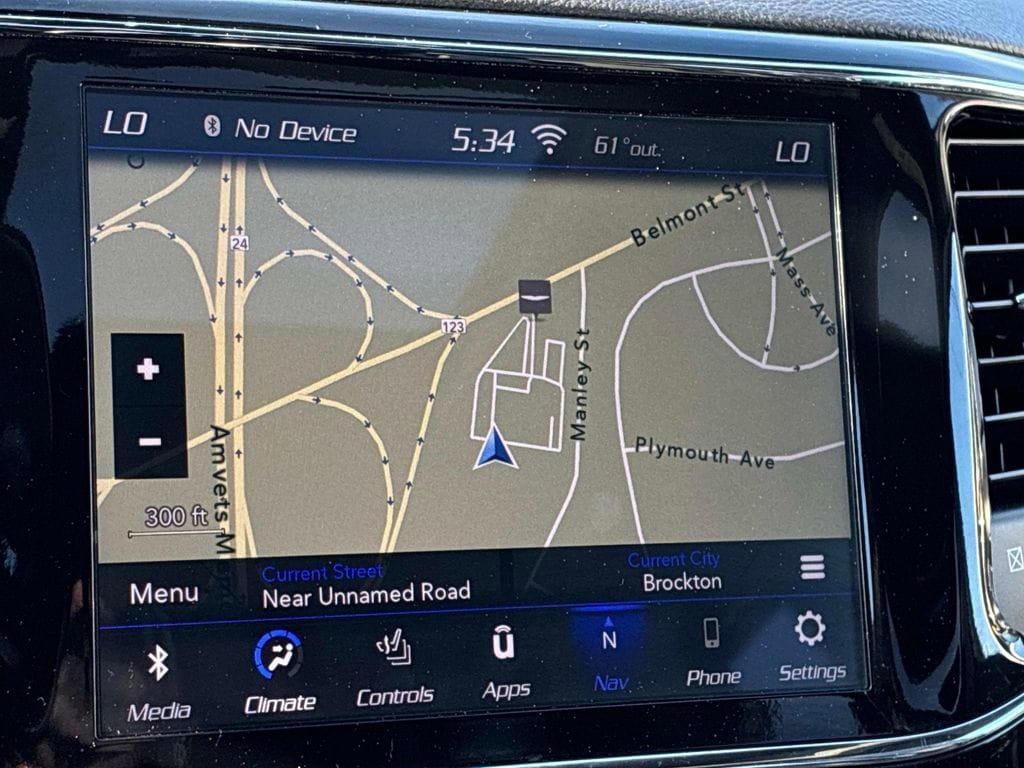 Used 2020 Jeep Grand Cherokee Limited AWD/4WD image 34