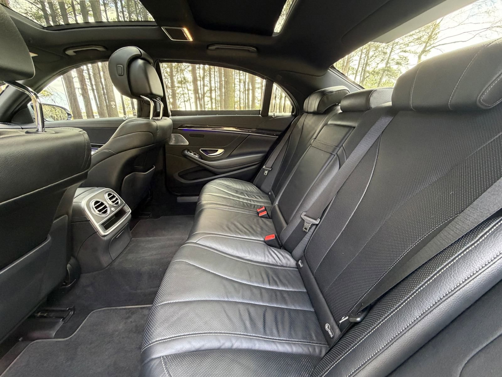 Used 2020 Mercedes-Benz S 450 4MATIC Sedan image 14