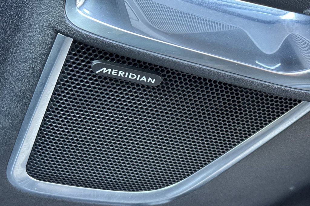 Used 2020 Jaguar E-PACE SE image 21