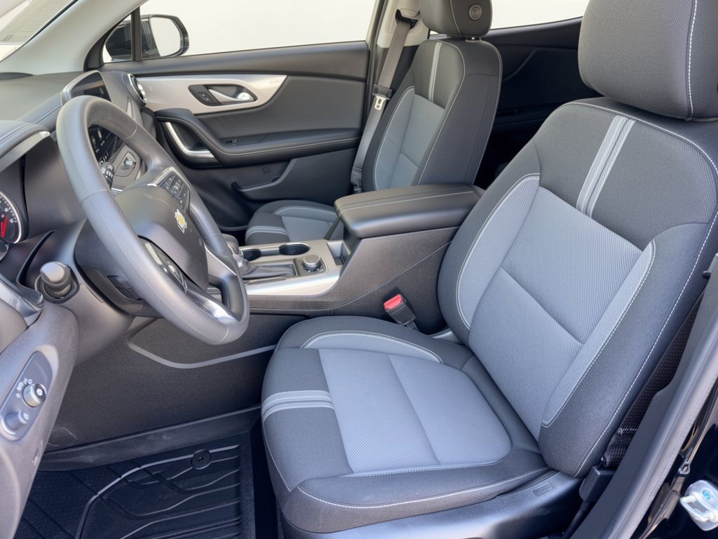 Used 2024 Chevrolet Blazer LT w/ Convenience Package FWD image 5