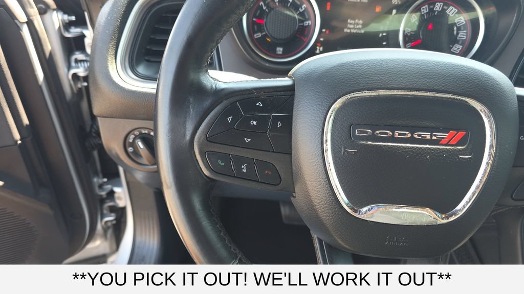 Used 2022 Dodge Challenger SXT RWD image 16