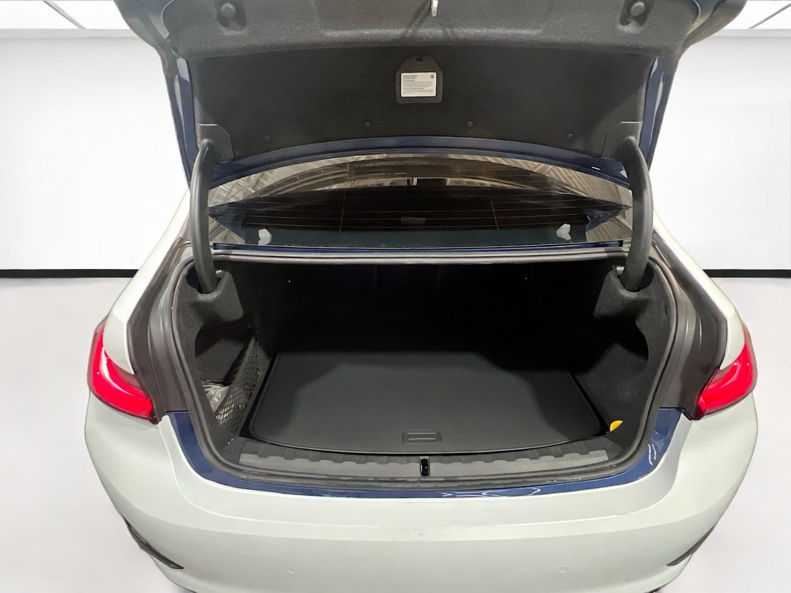 Used 2022 BMW 330i Sedan w/ Convenience Package RWD image 20