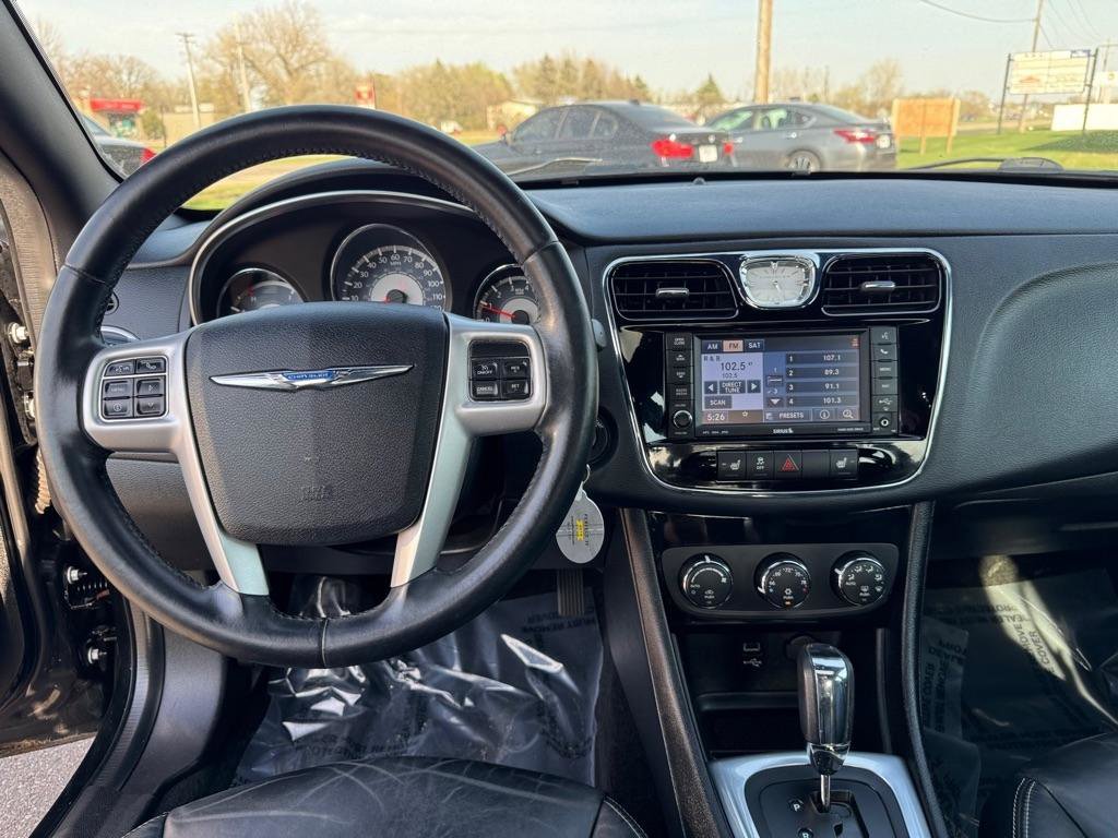 Used 2013 Chrysler 200 Limited w/ Sun/Sound Group FWD image 30