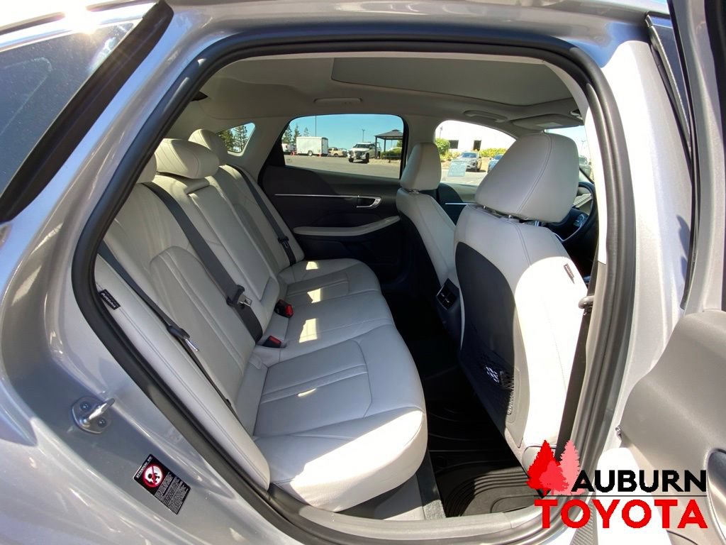 Used 2023 Hyundai Sonata Limited FWD image 15