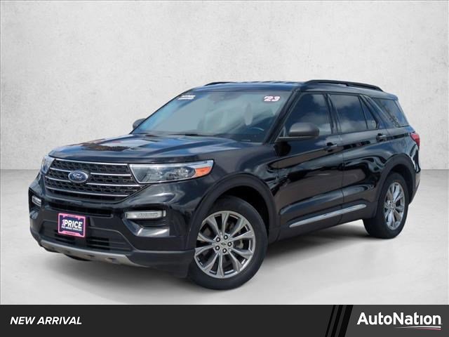 Used 2023 Ford Explorer XLT w/ Equipment Group 202A image 1