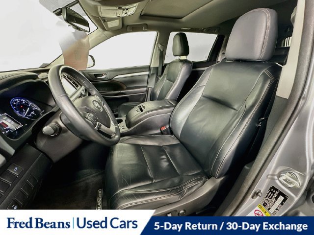 Used 2016 Toyota Highlander XLE AWD/4WD image 27