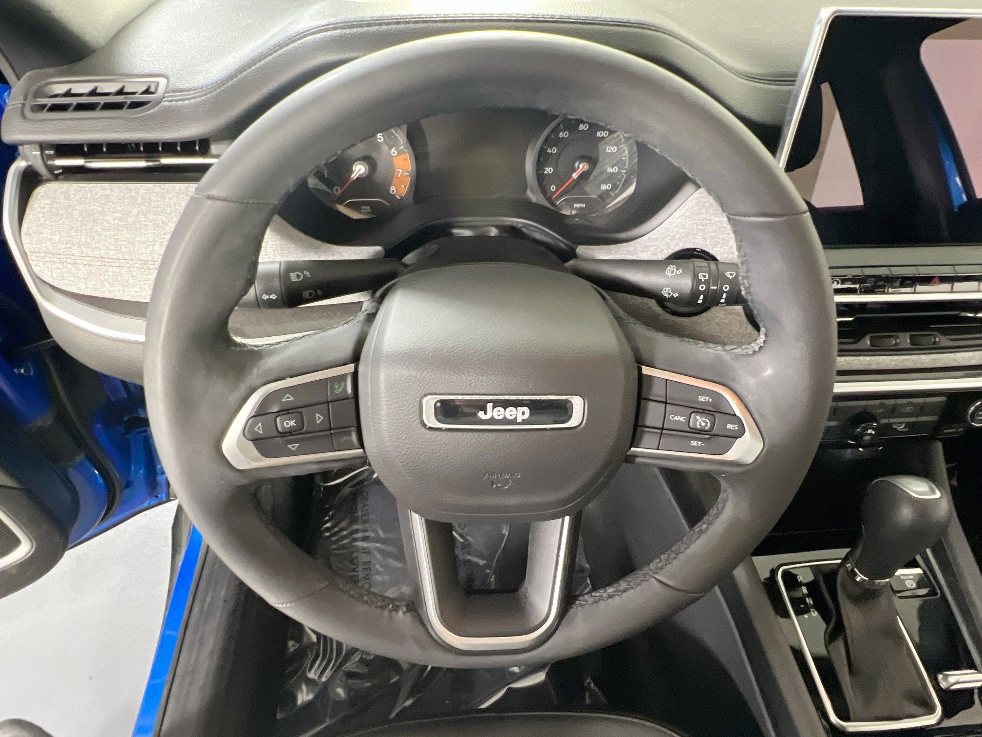 Used 2023 Jeep Compass Latitude AWD/4WD image 11