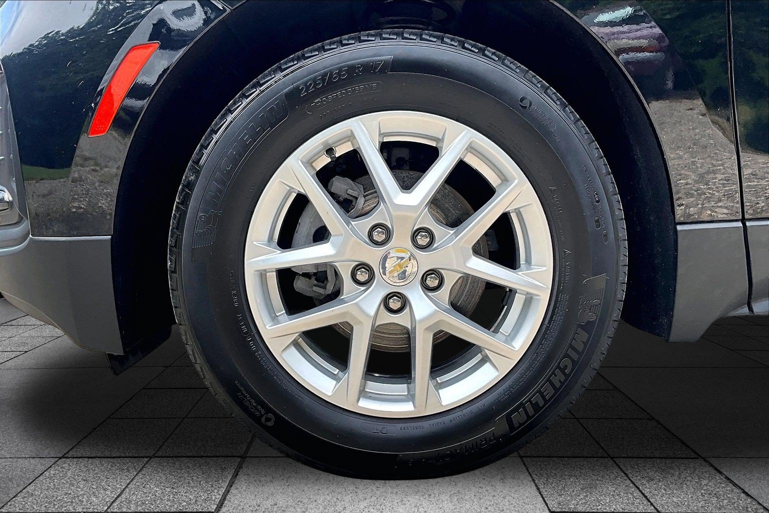 Used 2024 Chevrolet Equinox LS FWD image 8