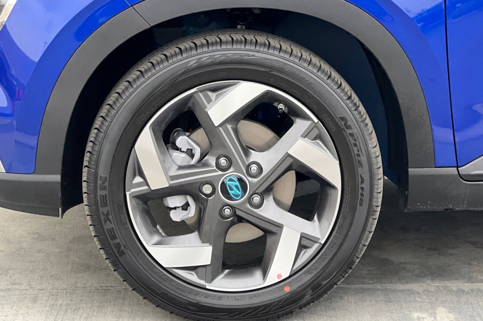 New 2025 Hyundai Venue SEL image 32