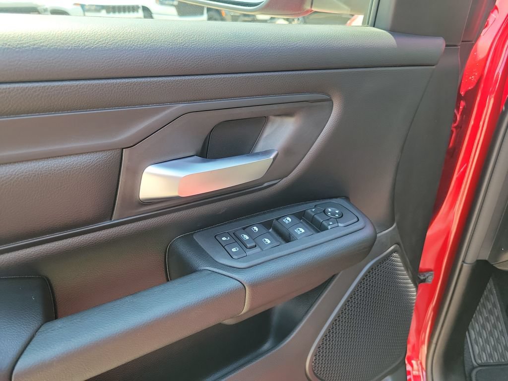 New 2026 RAM 1500 Express AWD/4WD image 14