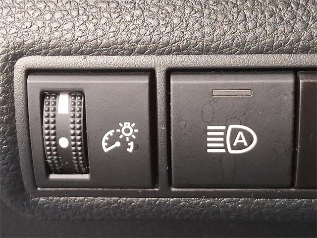 Used 2024 Toyota Corolla LE image 23