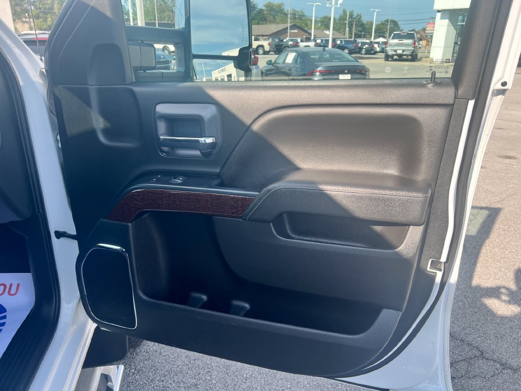 Used 2019 GMC Sierra 2500 SLT AWD/4WD image 38
