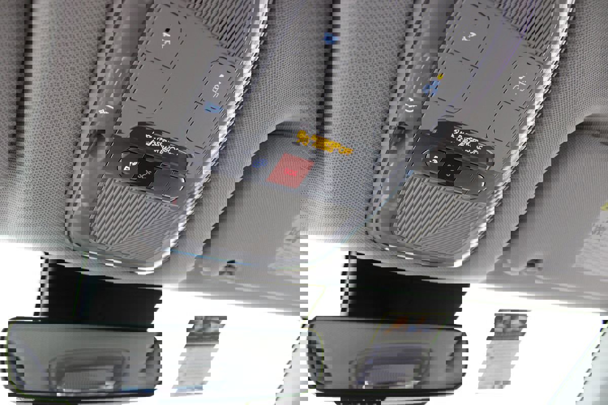 Used 2024 Hyundai Ioniq 5 SEL image 25