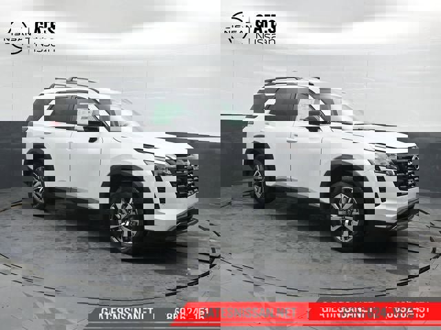 New 2026 Nissan Pathfinder SL image 4