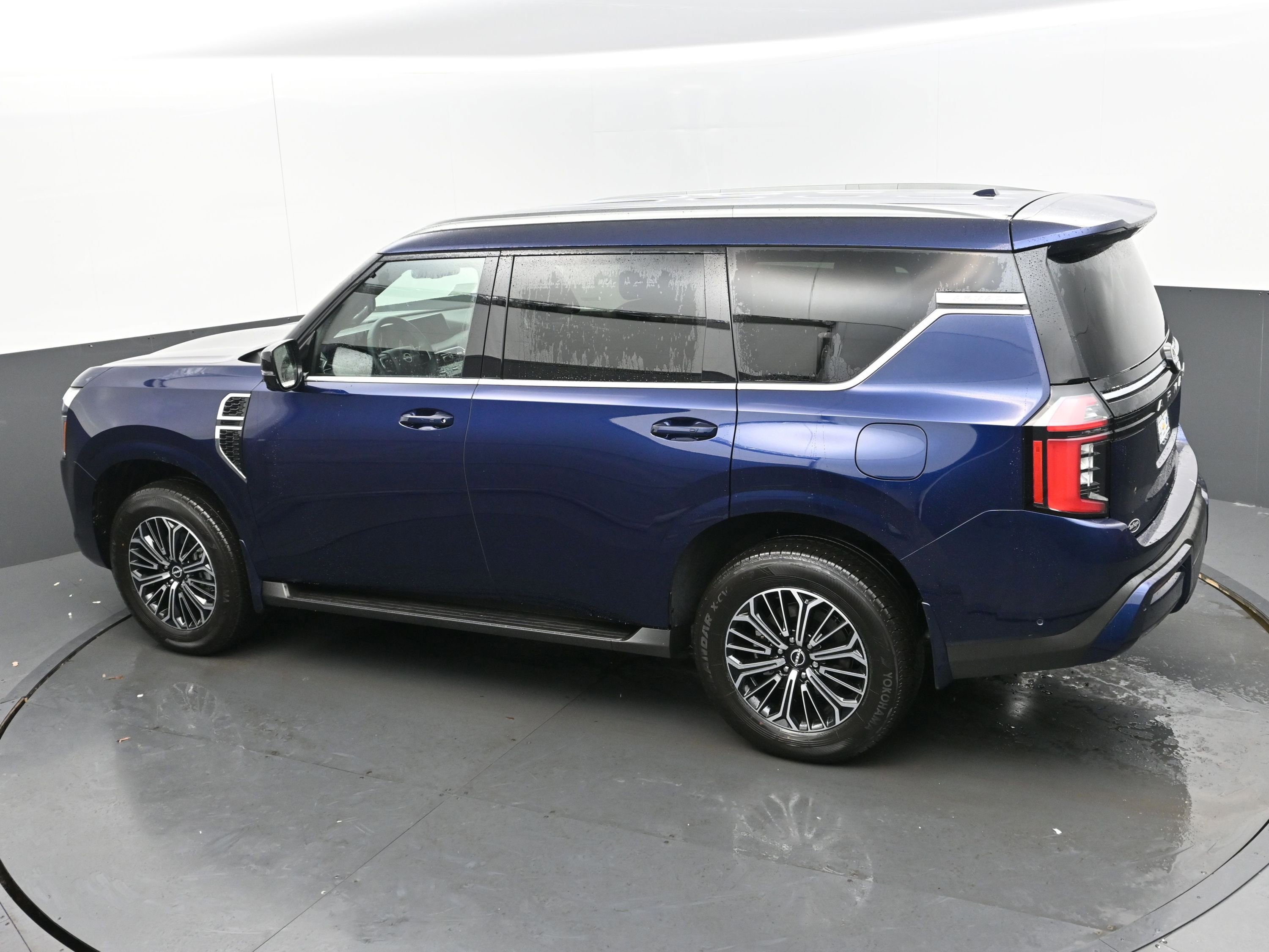 New 2025 Nissan Armada SL image 36