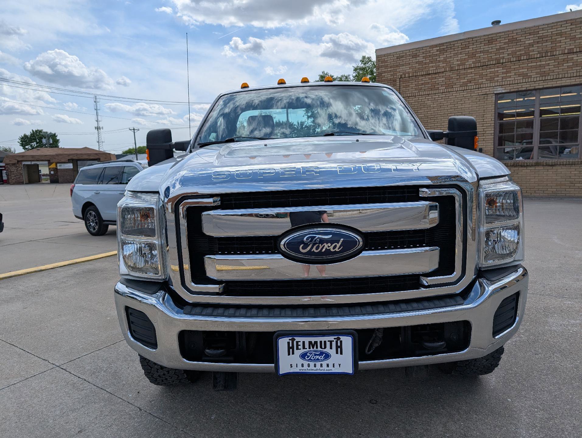 Used 2012 Ford F350 XLT w/ XLT Interior Pkg AWD/4WD image 3