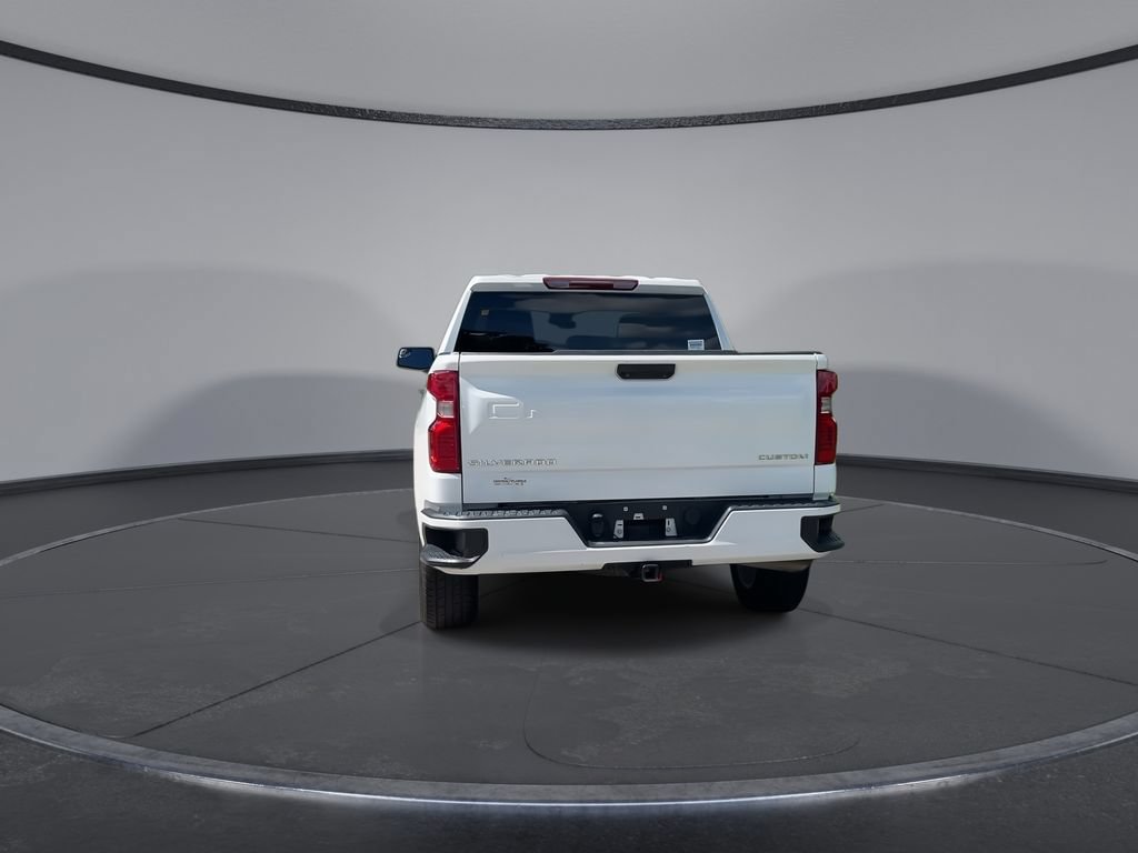 Used 2024 Chevrolet Silverado 1500 Custom RWD image 7