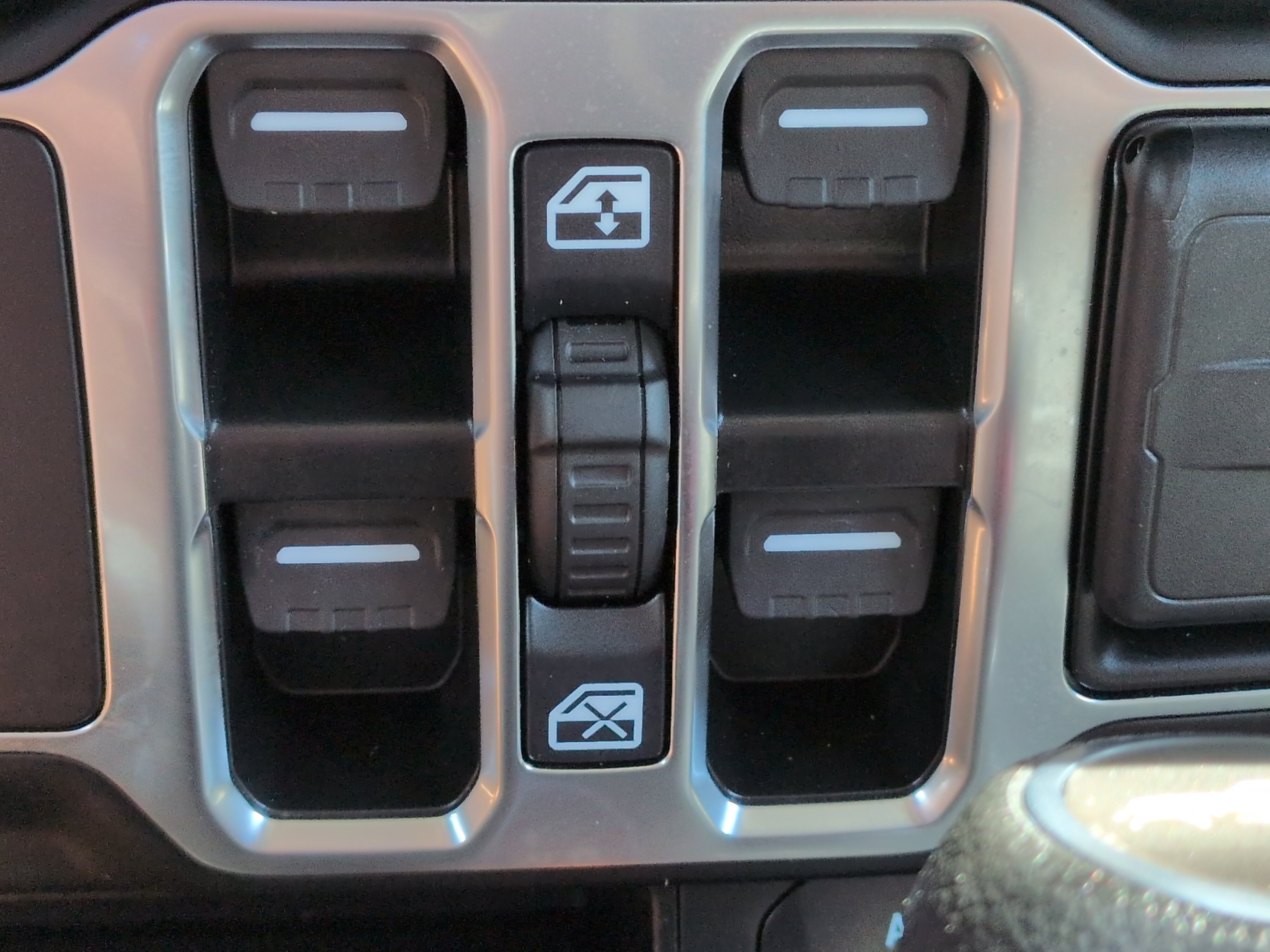 Used 2025 Jeep Gladiator Sport AWD/4WD image 20