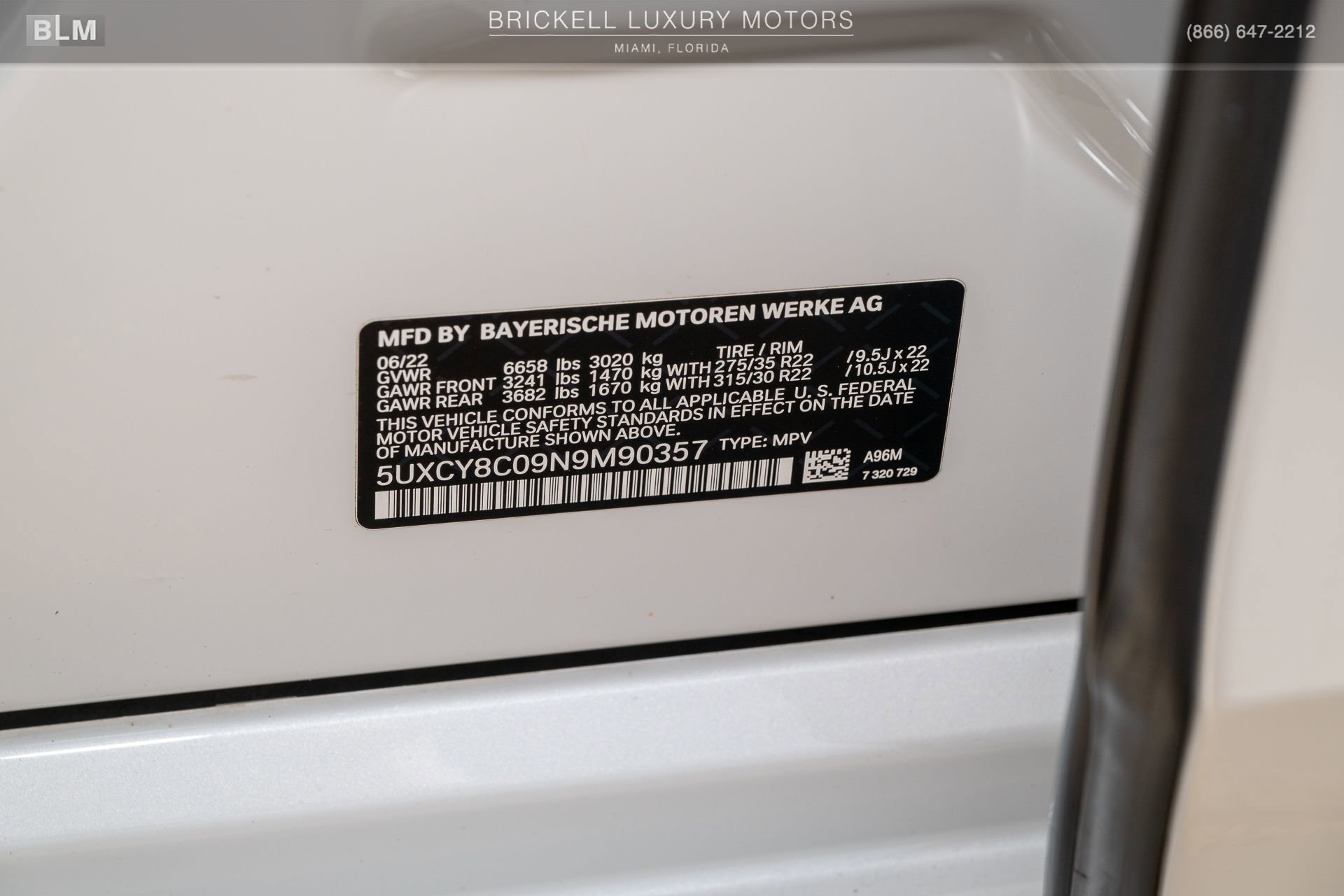 Used 2022 BMW X6 M50i w/ Executive Package AWD/4WD image 40