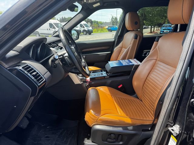 Used 2017 Land Rover Discovery HSE AWD/4WD image 22