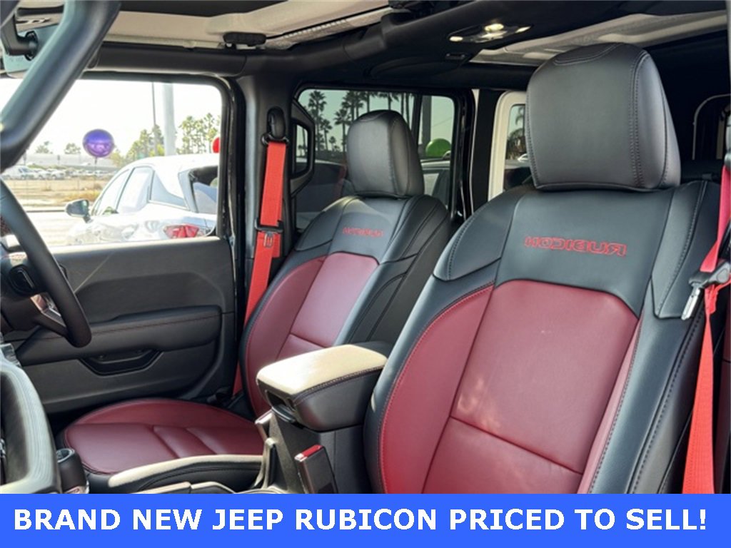 Used 2023 Jeep Wrangler Unlimited Rubicon 4xe image 18