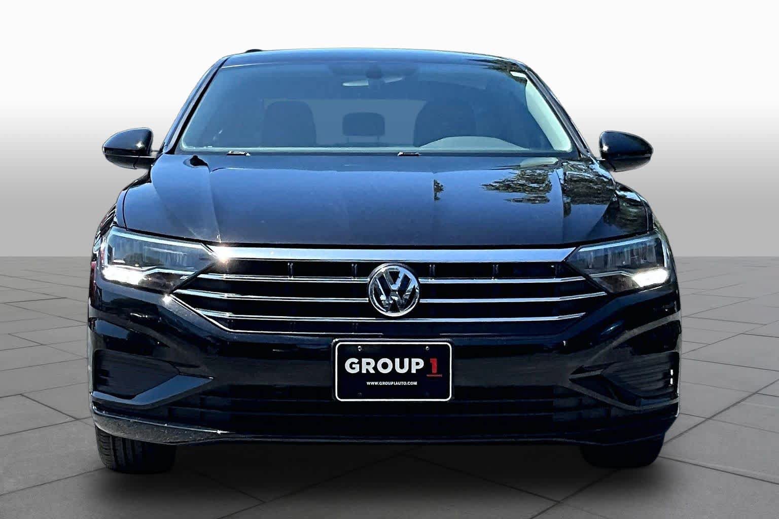 Used 2021 Volkswagen Jetta SE FWD image 4