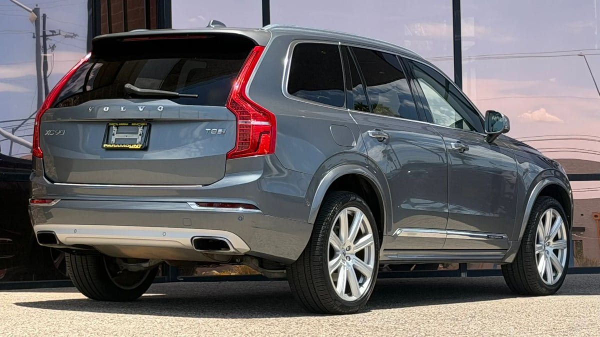 Used 2017 Volvo XC90 T8 Inscription w/ Luxury Package AWD/4WD image 14