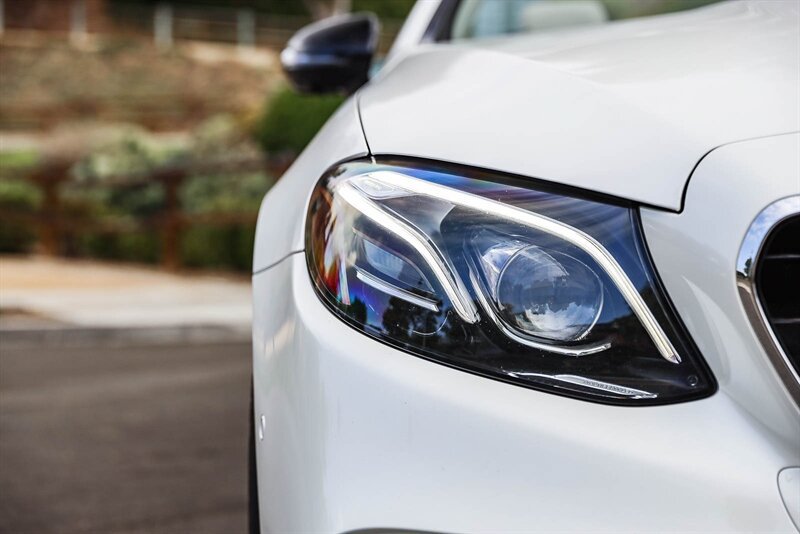 Used 2018 Mercedes-Benz E 400 Cabriolet image 11