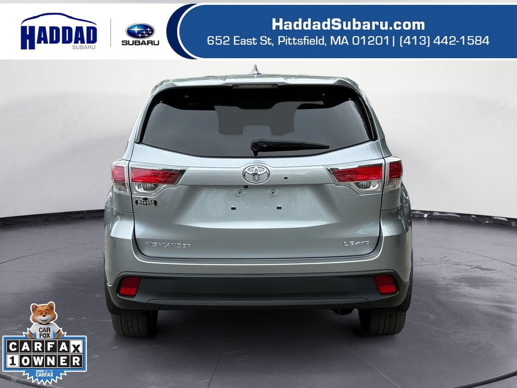 Used 2016 Toyota Highlander Plus AWD/4WD image 4