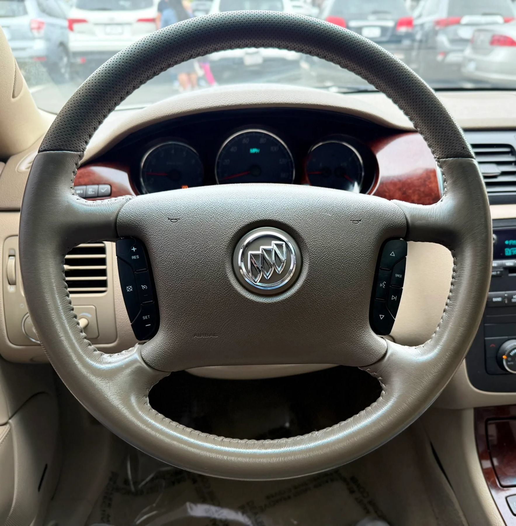 Used 2006 Buick Lucerne CXS w/ Driver Confidence Package FWD image 12