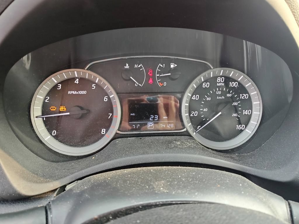 Used 2015 Nissan Sentra SV w/ Style Package FWD image 8