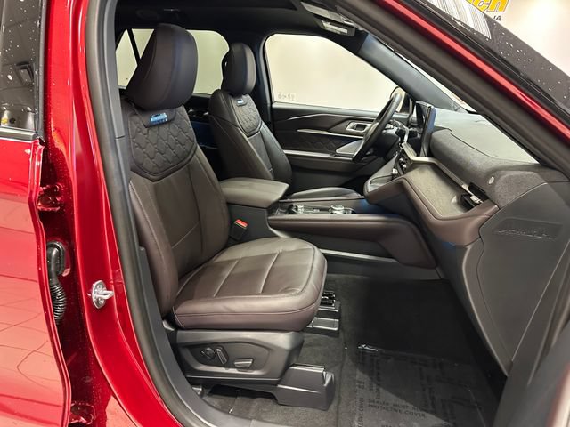 New 2027 Ford Explorer Platinum w/ 3.0L Ultimate Package AWD/4WD image 10