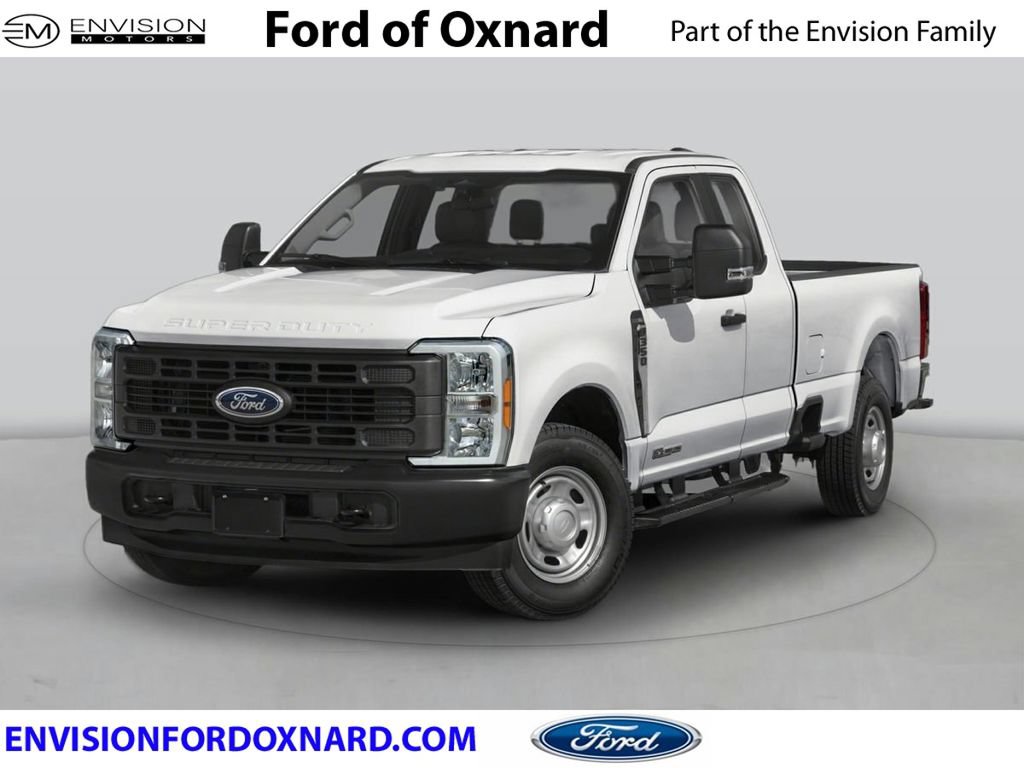 New 2025 Ford F350 XLT w/ FX4 Off-Road Package