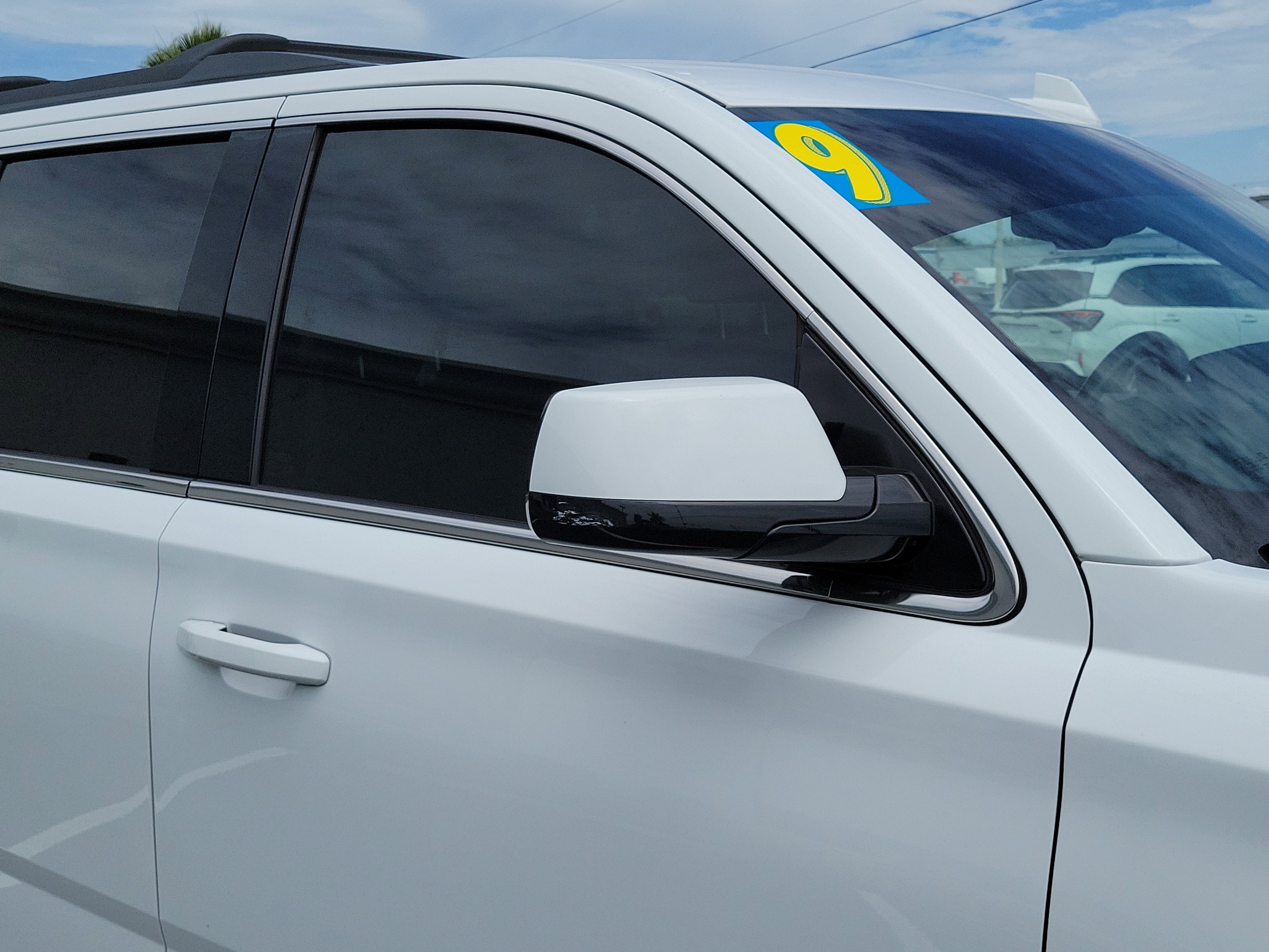 Used 2019 GMC Yukon SLE w/ Convenience Package RWD image 9