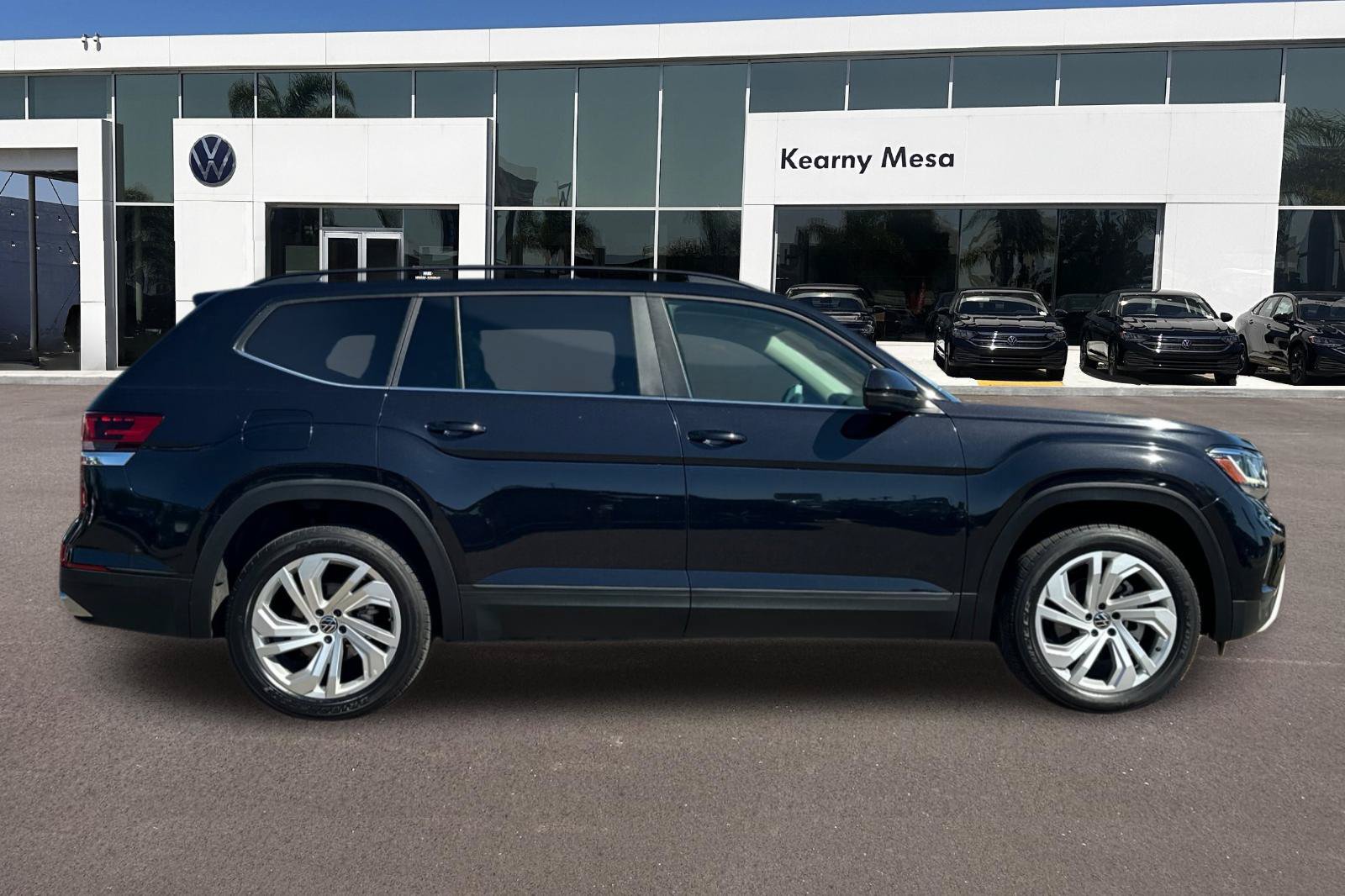 Used 2022 Volkswagen Atlas SE FWD image 3