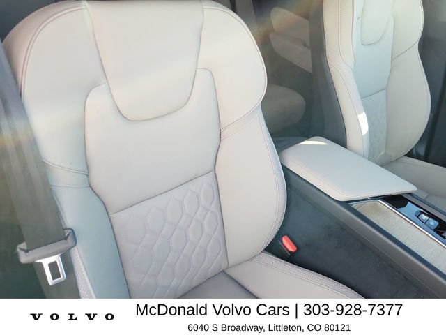 New 2026 Volvo XC60 B5 Plus w/ Protection Package Premier AWD/4WD image 19