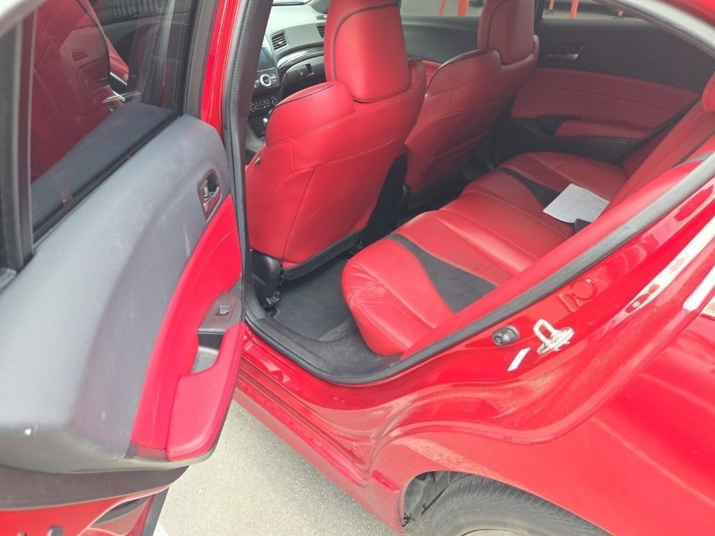 Used 2019 Acura ILX w/ Premium & A-SPEC Package image 3